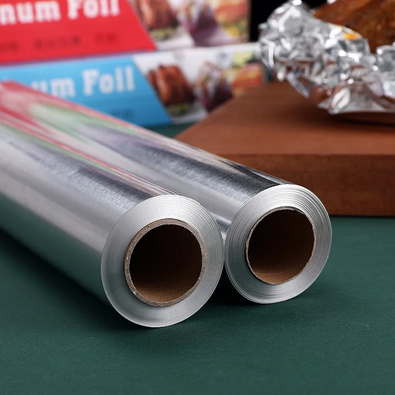 Aluminum Foil Heavy Duty - One roll of aluminum foil, micrometer